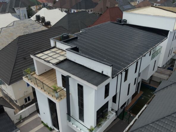 5-bedroom fully detached duplex for sale in Apo Resettlement, Abuja