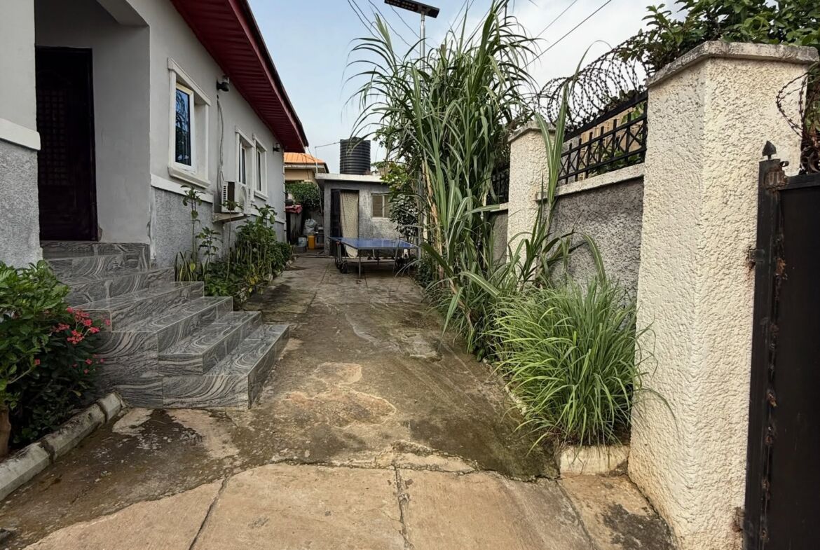 4-bedroom detached bungalow for sale in Prince & Princess Estate, Kaura, Abuja