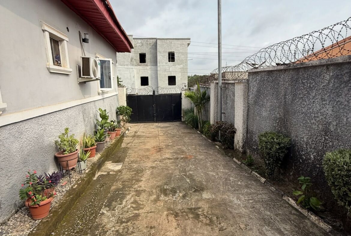 4-bedroom detached bungalow for sale in Prince & Princess Estate, Kaura, Abuja