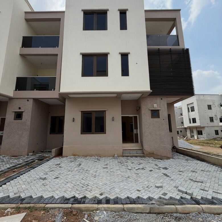 5-bedroom terrace duplex for sale in Mabushi, Abuja