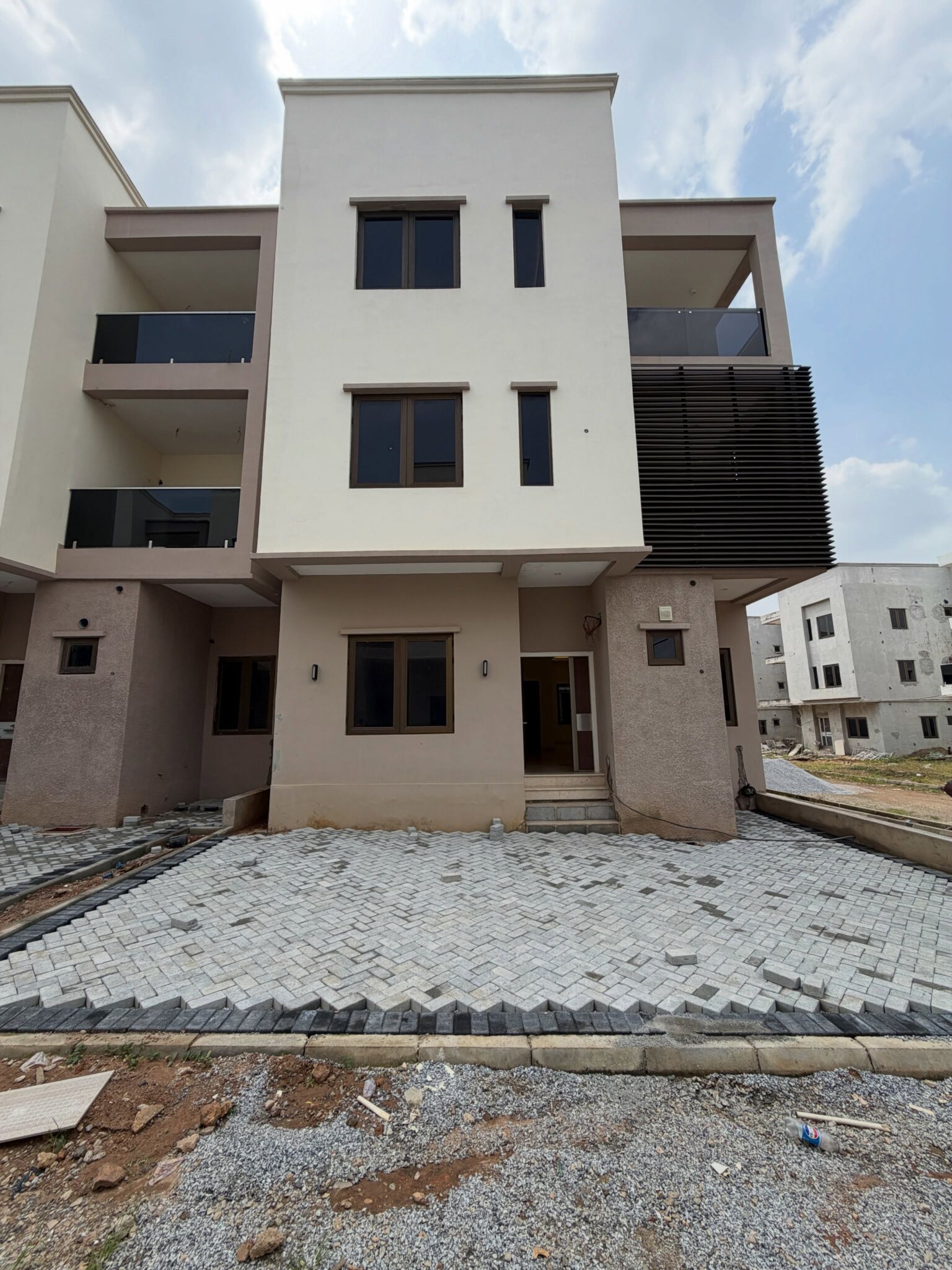 5-bedroom terrace duplex for sale in Mabushi, Abuja