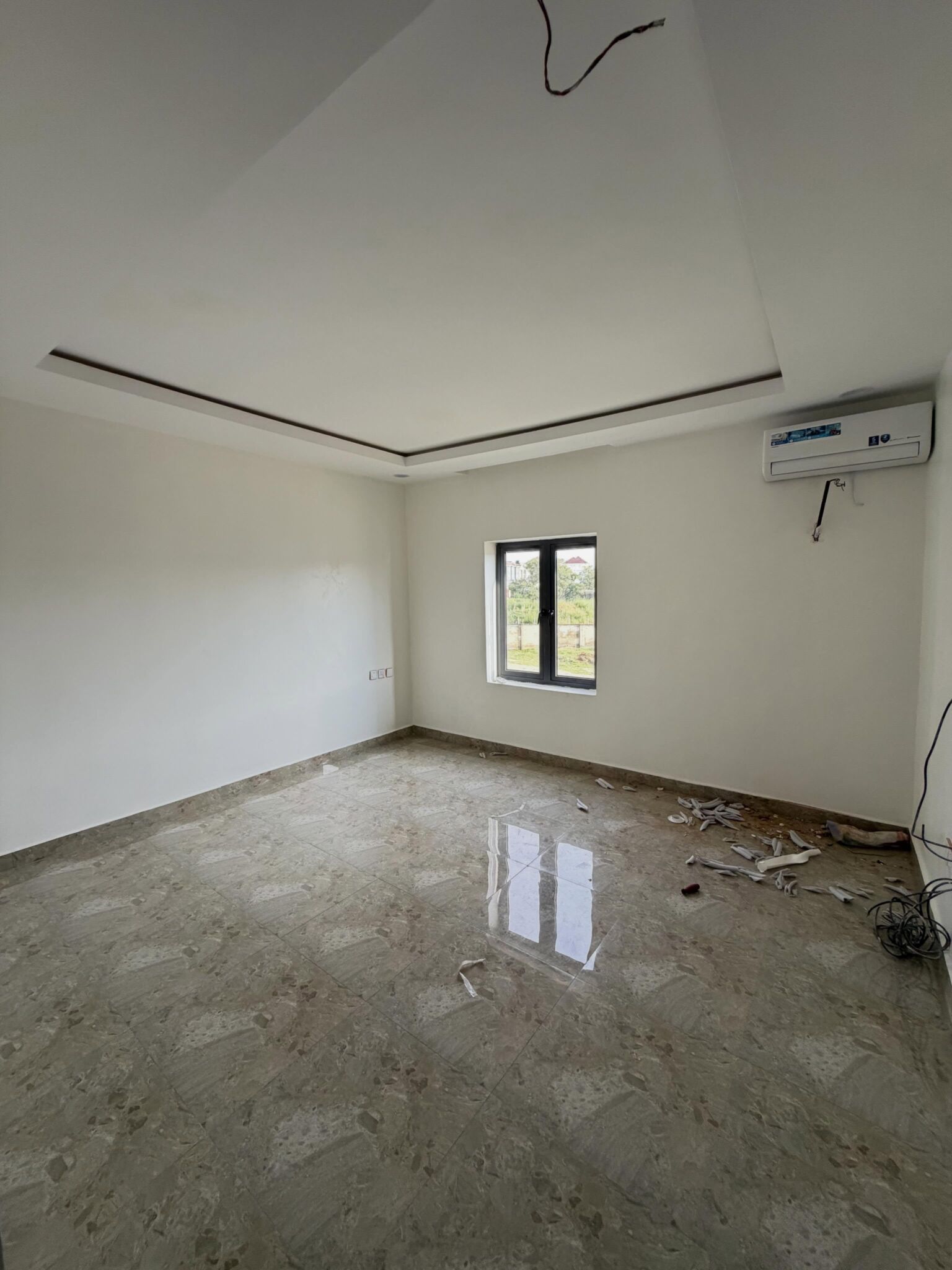 two units of 4-bedroom terrace duplexes and two units of 2-bedroom flats
