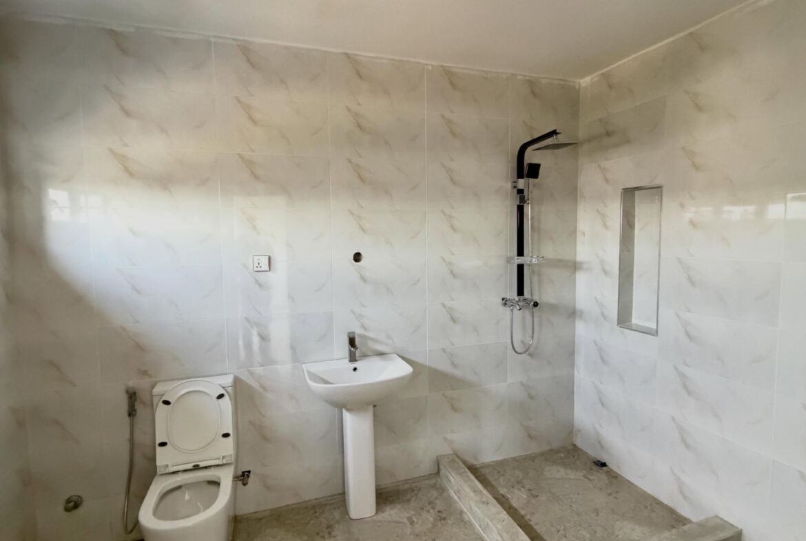 two units of 4-bedroom terrace duplexes and two units of 2-bedroom flats
