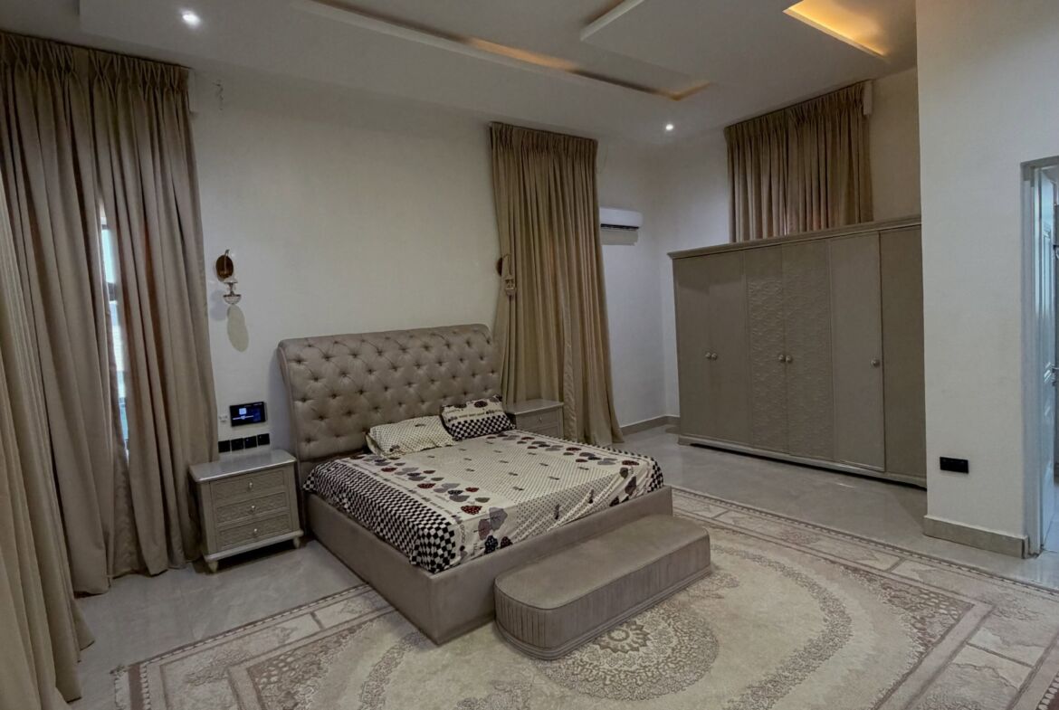 5-Bedroom Detached Corner Duplex with Gazebo for Sale in Jahi, Abuja