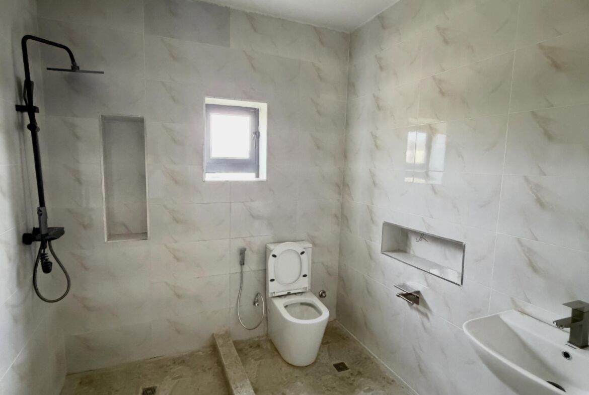 two units of 4-bedroom terrace duplexes and two units of 2-bedroom flats