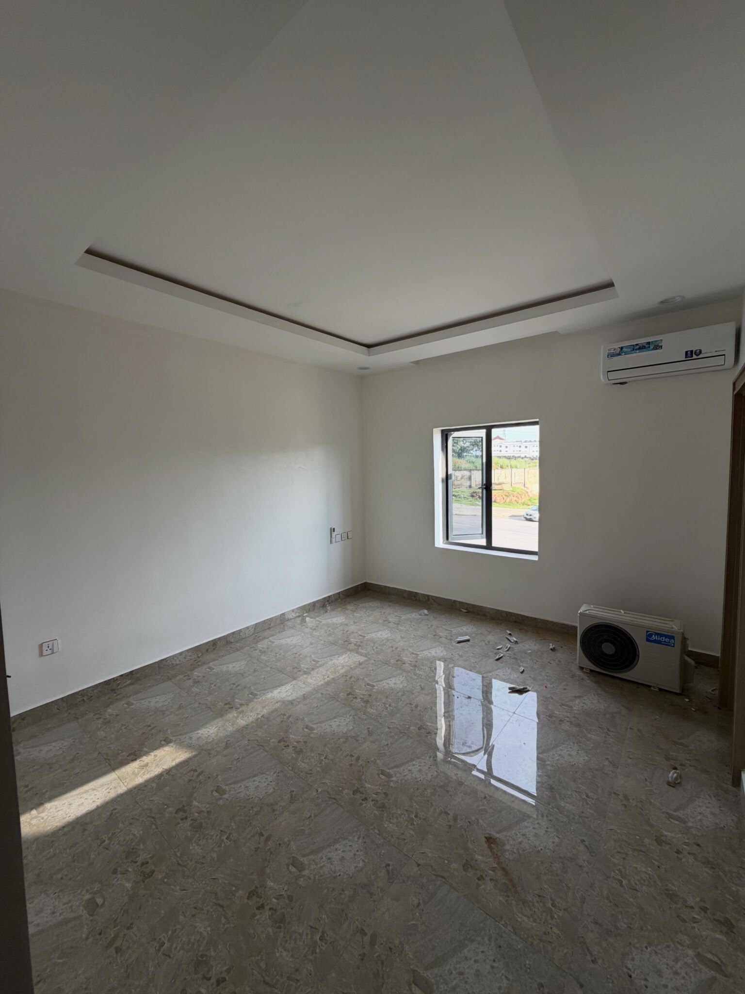 two units of 4-bedroom terrace duplexes and two units of 2-bedroom flats