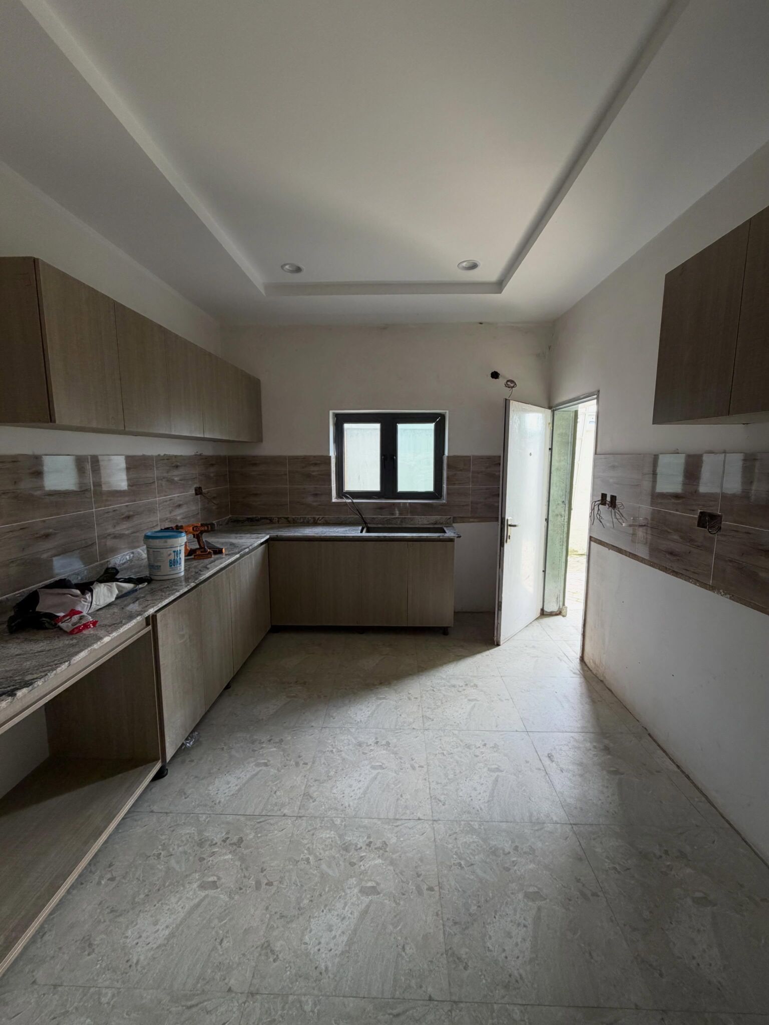 two units of 4-bedroom terrace duplexes and two units of 2-bedroom flats