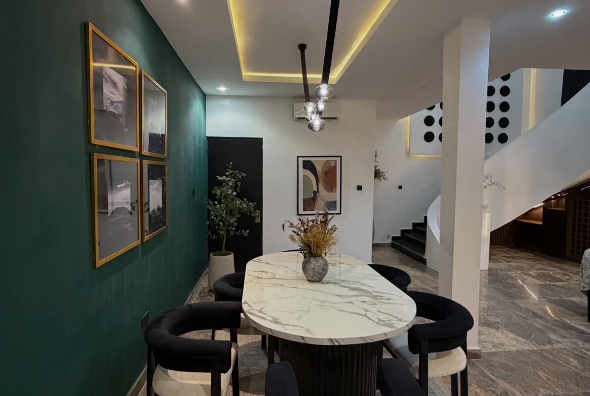 Furnished 5-bedroom detached duplex in Lifecamp, Abuja
