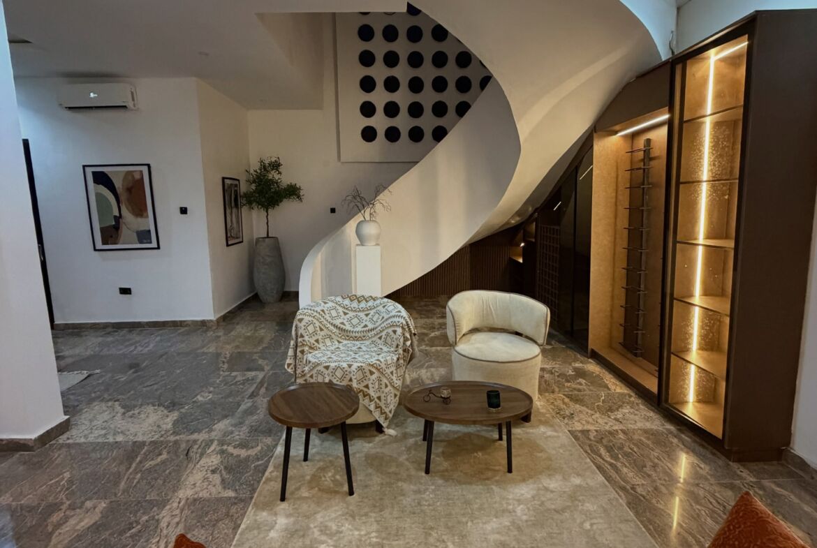 Furnished 5-bedroom detached duplex in Lifecamp, Abuja