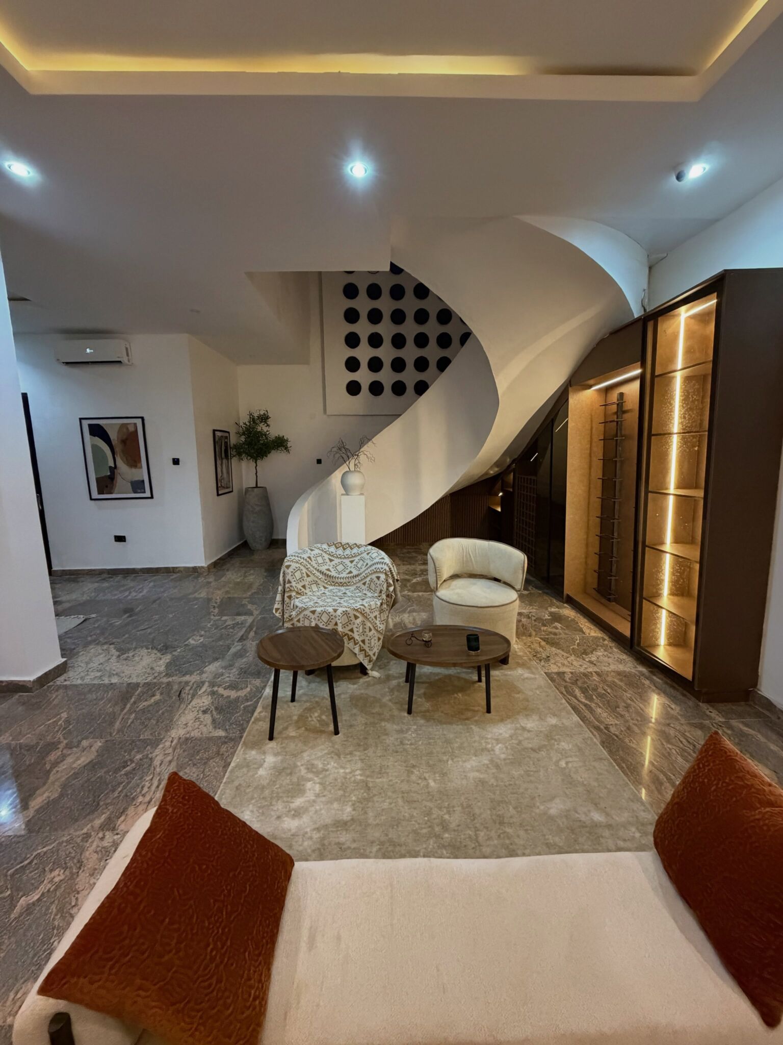 Furnished 5-bedroom detached duplex in Lifecamp, Abuja