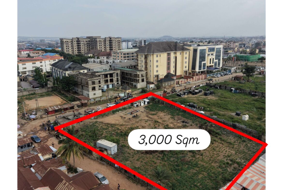 3,000sqm of commercial land in Gudu, Abuja